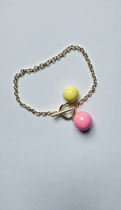 Elegant Gold Charm Bracelet - Pink & Yellow Beads