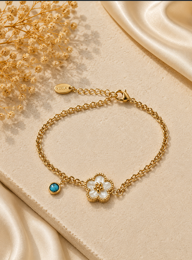 Elegant Stainless Steel Bracelet with Mother-of-Pearl Flower Charm