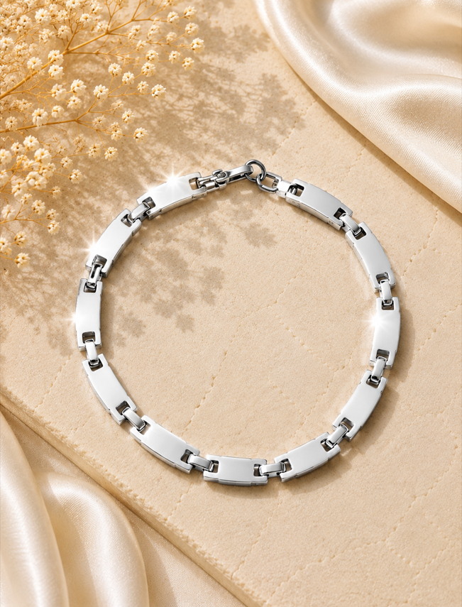 Elegant Silver Link Bracelet